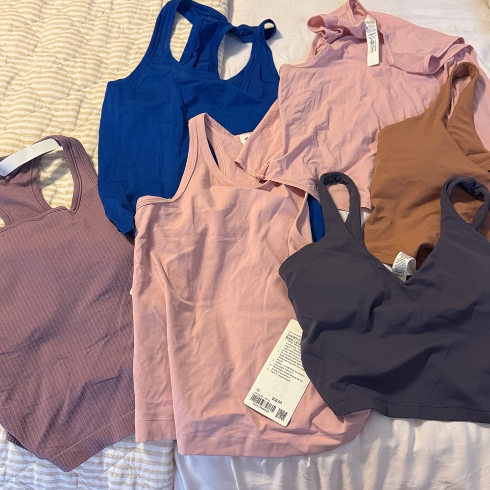 Bundle of 6 Lululemon tanks